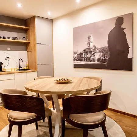 Apartment Liberte