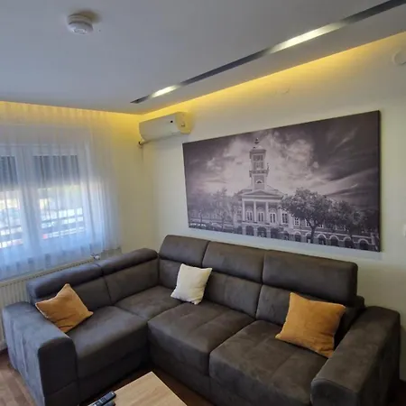 Apartment Liberte