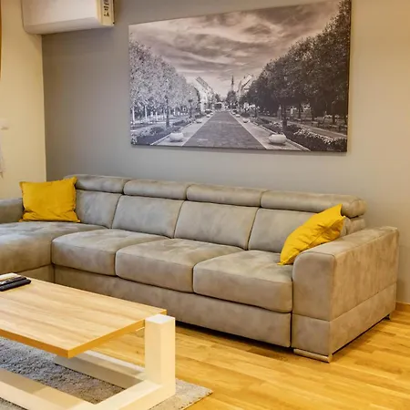 Apartment Liberte